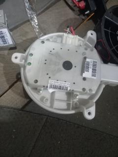 Мотор печки 87103-30400 на Toyota Mark X GRX120 Фото 2