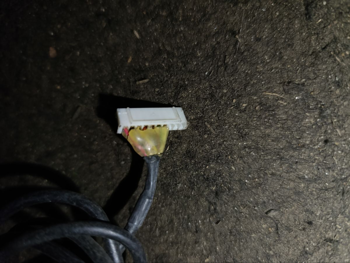 Блок упр-я на Subaru Legacy Wagon BP5 EJ20X Фото 10