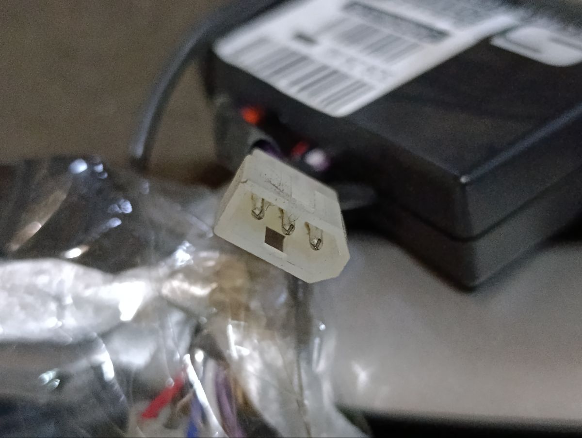 Блок упр-я на Subaru Legacy Wagon BP5 EJ20X Фото 14