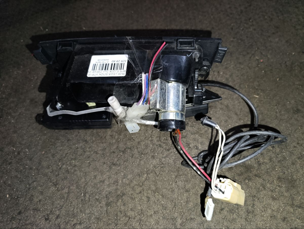 Блок упр-я на Subaru Legacy Wagon BP5 EJ20X Фото 4