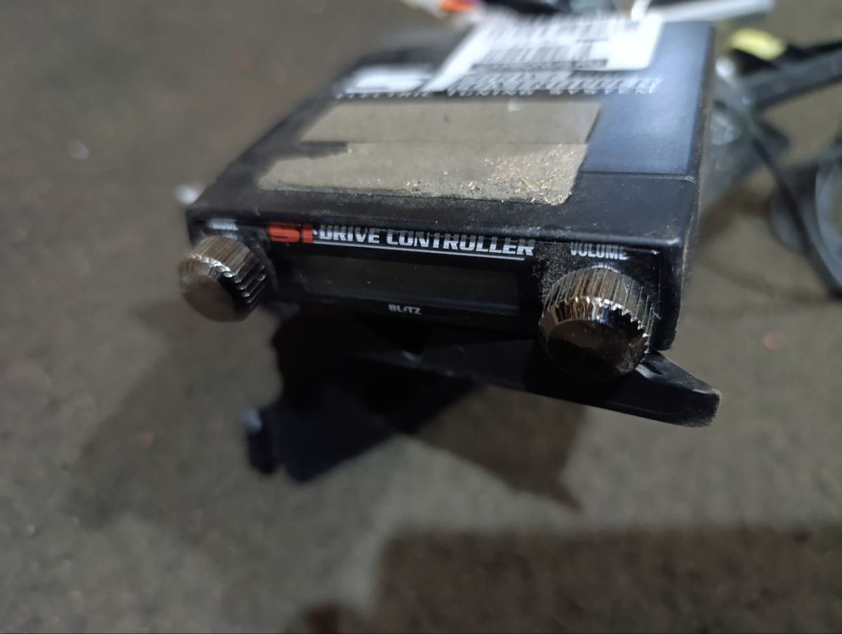 Блок упр-я на Subaru Legacy Wagon BP5 EJ20X Фото 9