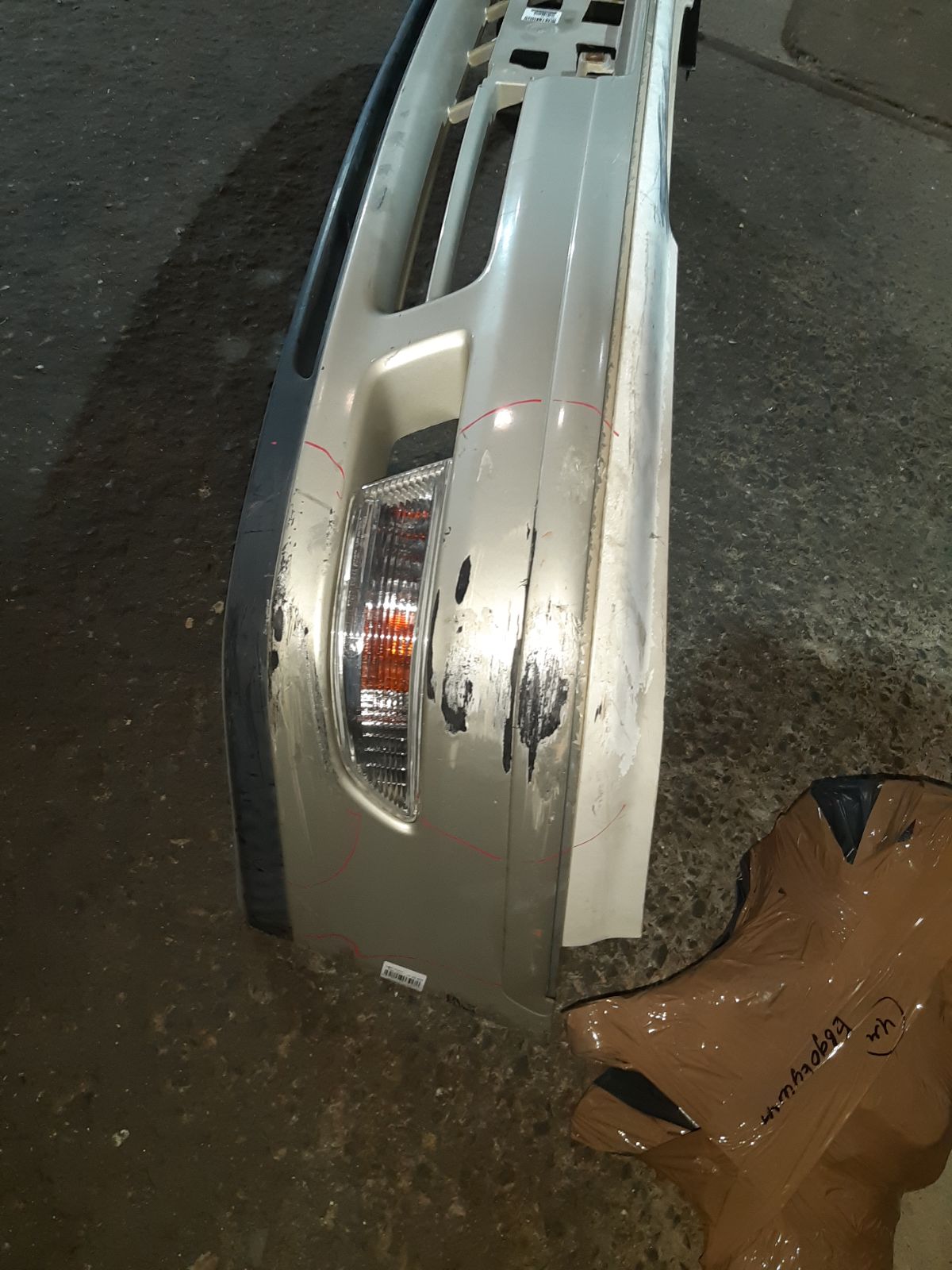 Бампер 22-253 22-253,52119-22880, 52119-22880-A0, 5211922880A0, 5211922880A1, 5211922880A2, 5211922880B0, 5211922880B1, 5211922880C0, 5211922880D0, 5211922880G0, 5211922880J0, 5211922942, STTY140000 на Toyota Mark Ii GX100 Фото 6