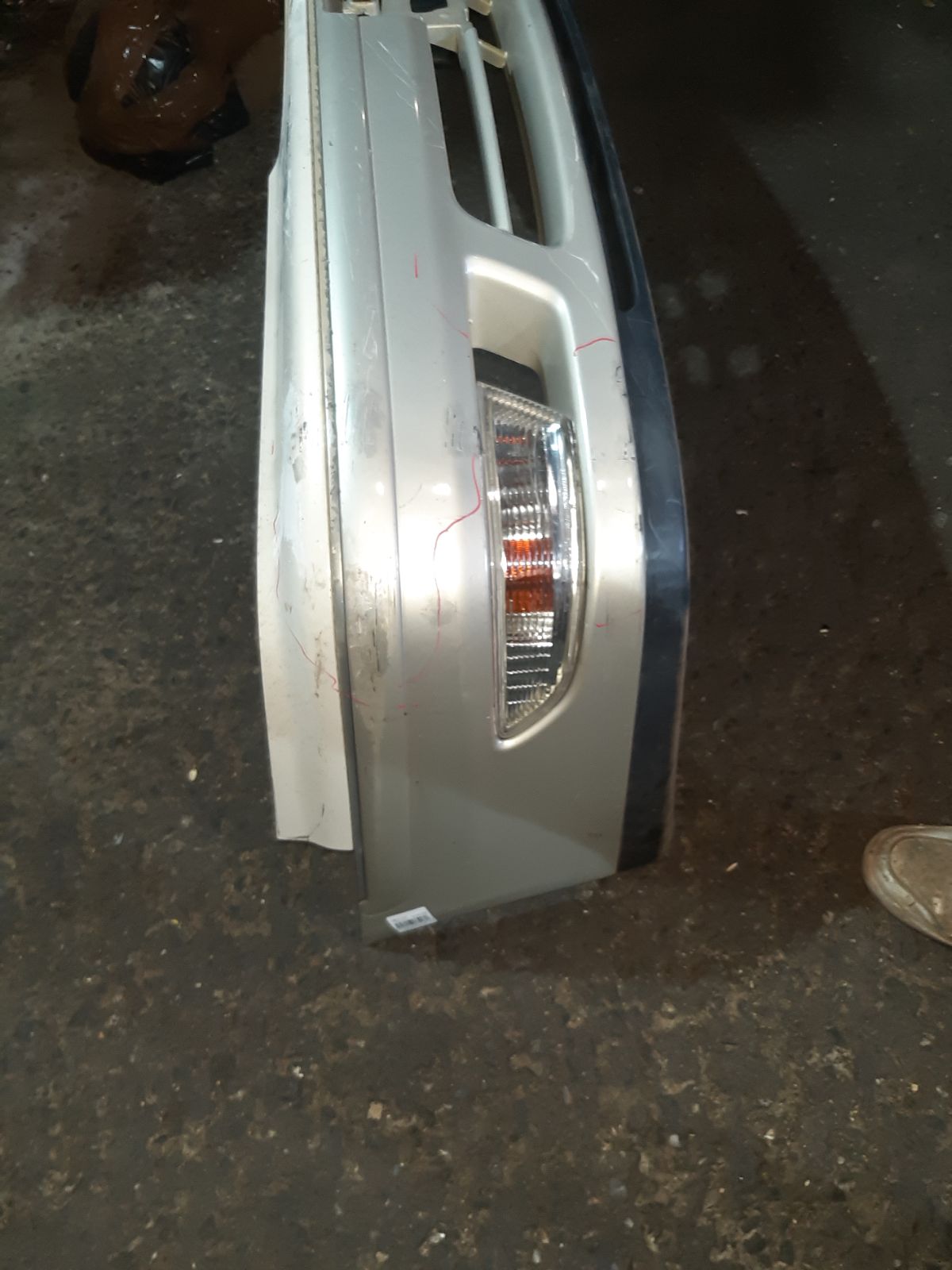 Бампер 22-253 22-253,52119-22880, 52119-22880-A0, 5211922880A0, 5211922880A1, 5211922880A2, 5211922880B0, 5211922880B1, 5211922880C0, 5211922880D0, 5211922880G0, 5211922880J0, 5211922942, STTY140000 на Toyota Mark Ii GX100 Фото 7