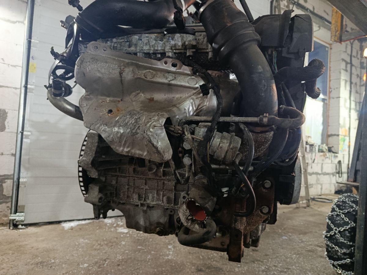 Двигатель на Volvo V70 BW B5254T10 Фото 8