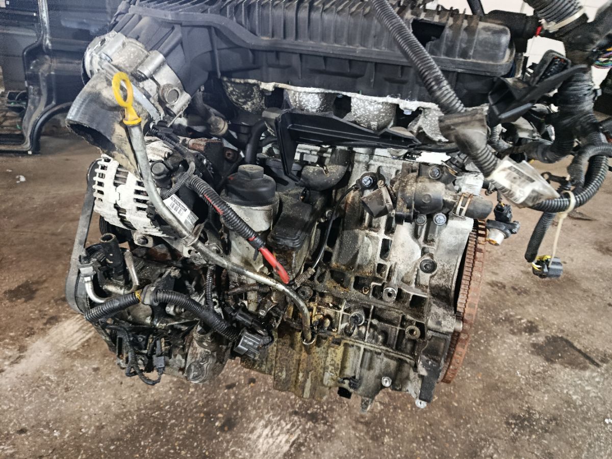 Двигатель на Volvo V70 BW B5254T10 Фото 10