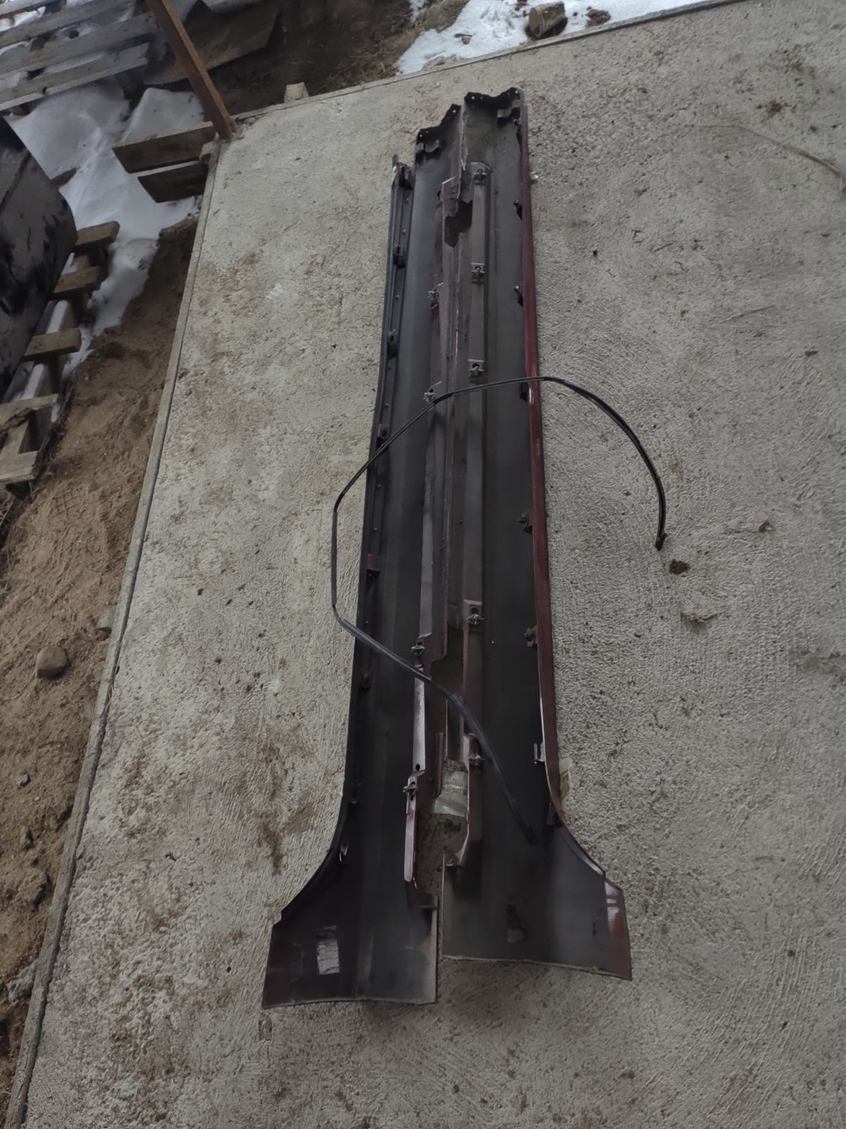 Порог кузова пластиковый ( обвес ) на Volvo S60 FS Фото 13