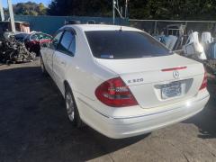 Порог кузова пластиковый ( обвес ) на Mercedes-Benz E-Class W211.061 Фото 14