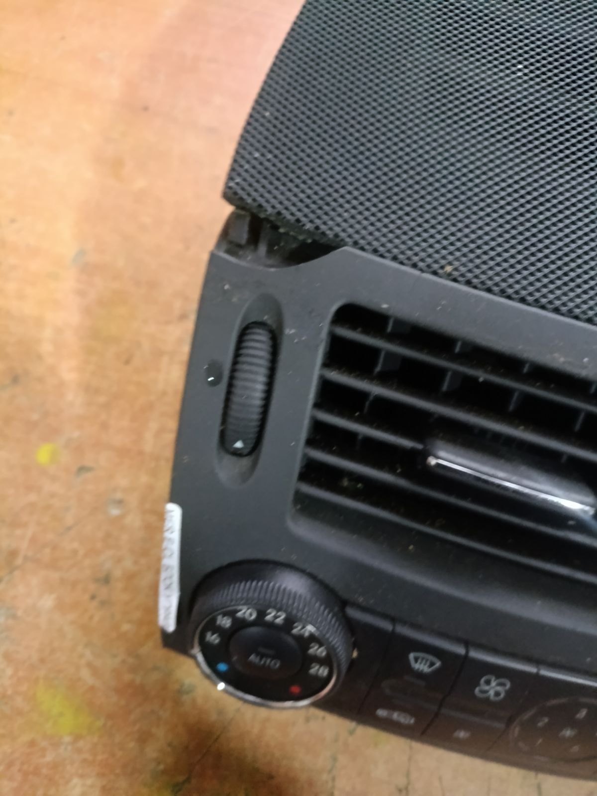 Блок управления климатконтроля 2118300190 на Mercedes-Benz E-Class W211.061 112.913 Фото 13