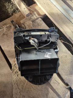 Блок управления климатконтроля 2118300190 на Mercedes-Benz E-Class W211.061 112.913 Фото 9