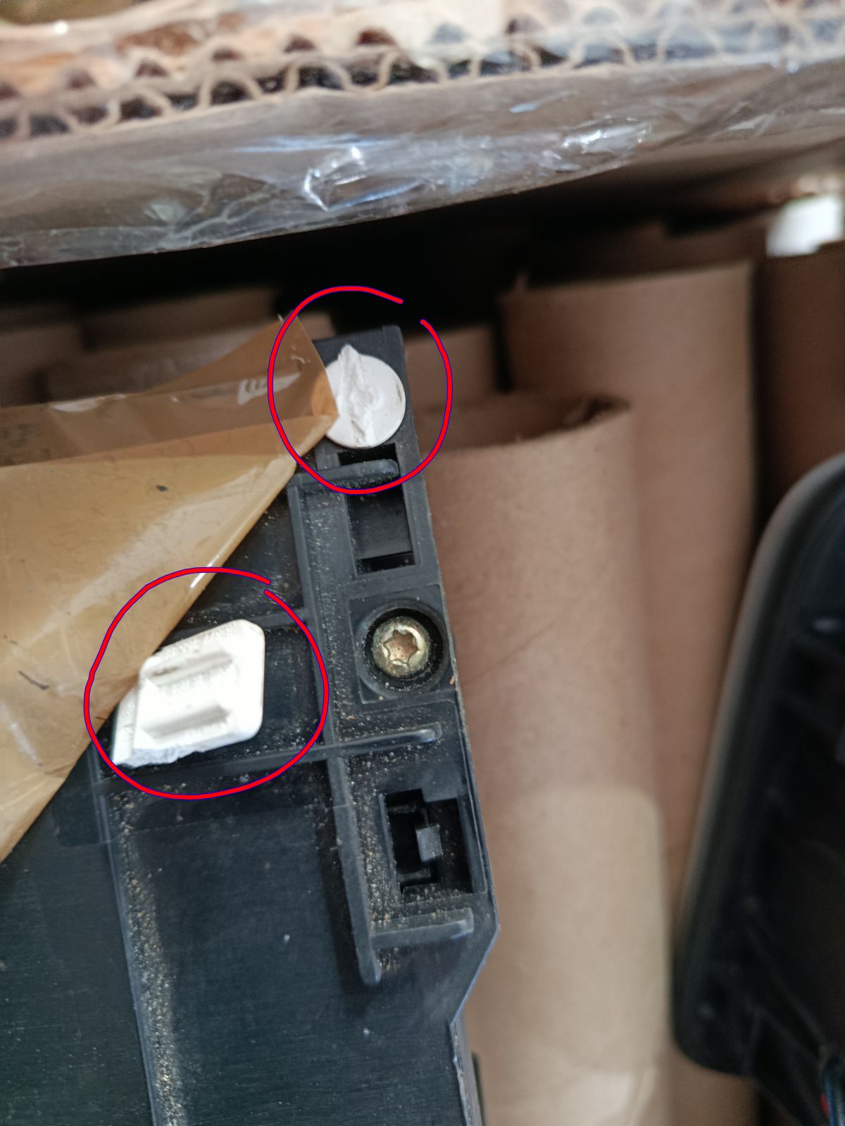 Блок предохранителей 8364542 на Bmw 3-Series E46 M52B20 Фото 4