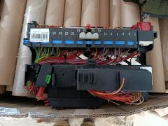 Блок предохранителей 8364542 на Bmw 3-Series E46 M52B20 Фото 6