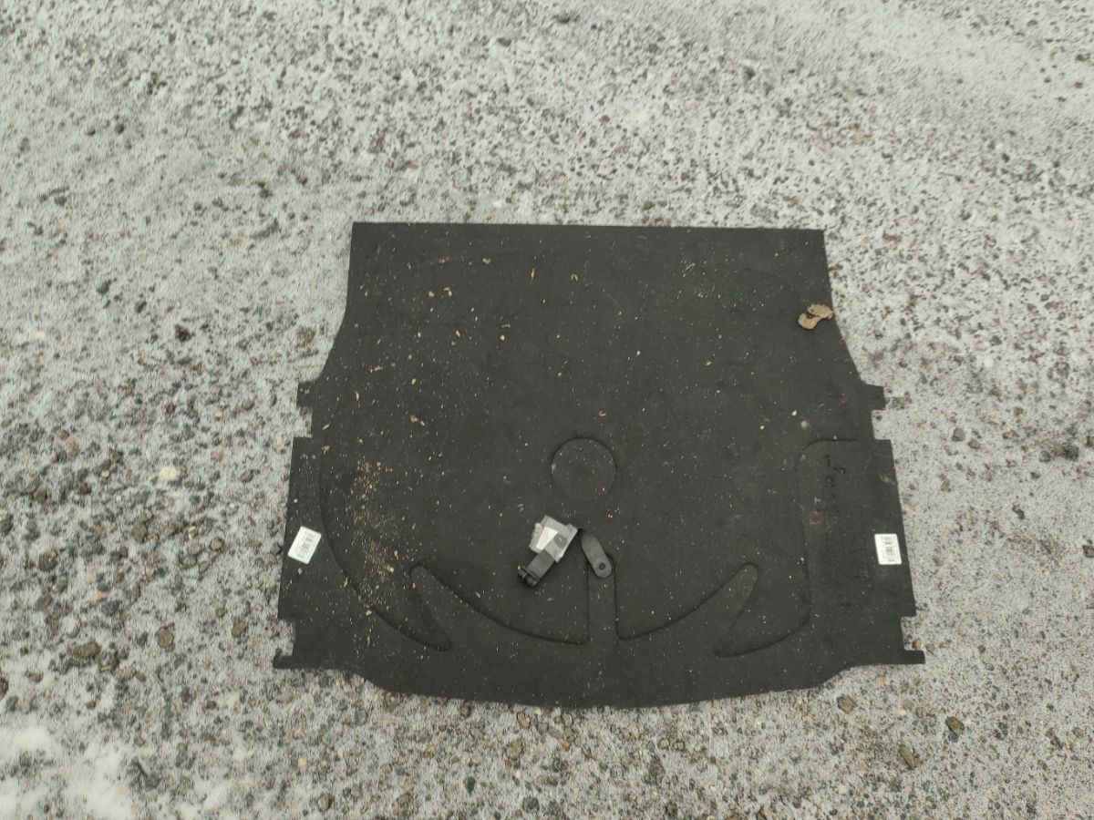 Обшивка багажника на Bmw 3-Series E46 Фото 6