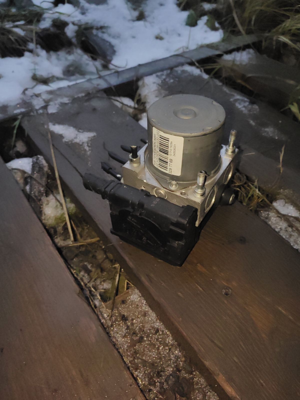 Блок ABS на Nissan Teana J32 VQ25DE Фото 7