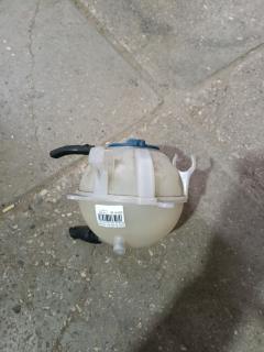 Бачок расширительный 1K0121407, 1K0121407A на Audi A3 8P BLR Фото 4