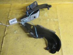 Крепление капота на Mitsubishi Rvr GA4W MN175241  MN175242