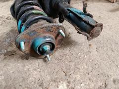 Стойка амортизатора на Honda Stepwgn RK1 R20A Фото 3