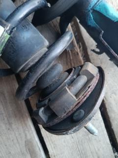 Стойка амортизатора на Honda Stepwgn RK1 R20A Фото 6