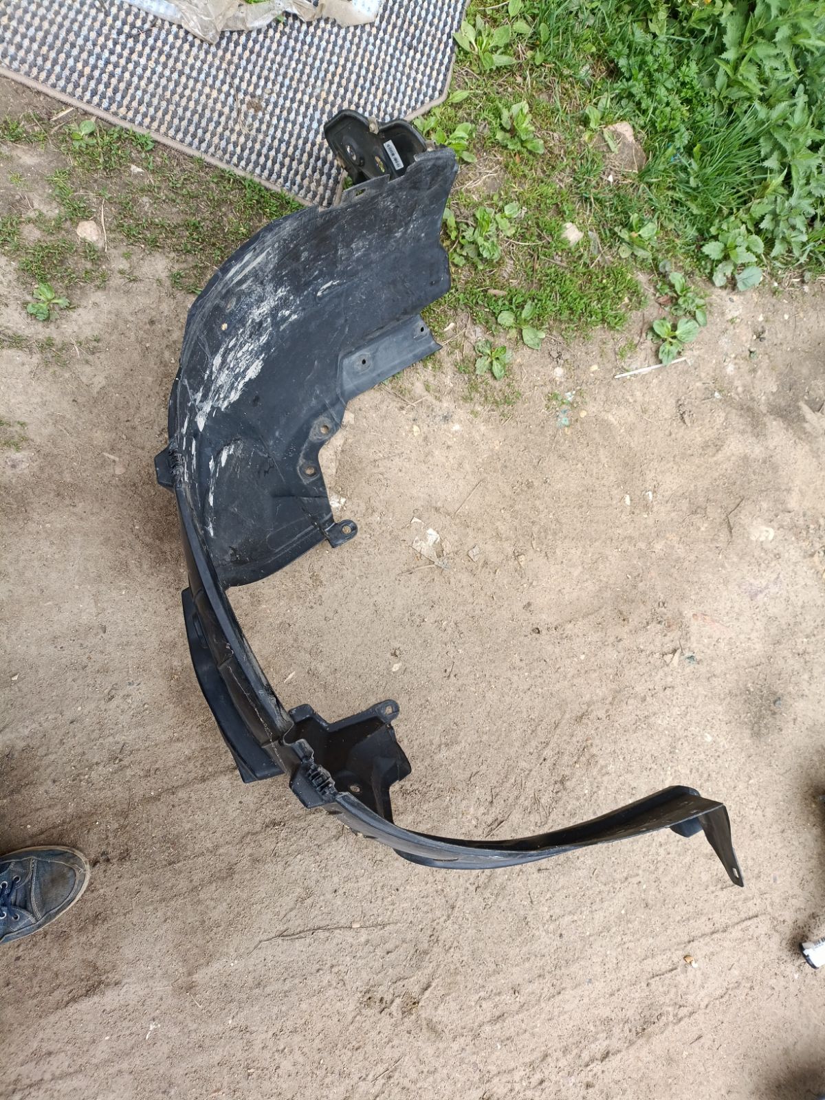 Подкрылок 63842JG00A, 63840-JG30A на Nissan X-Trail NT31 Фото 4
