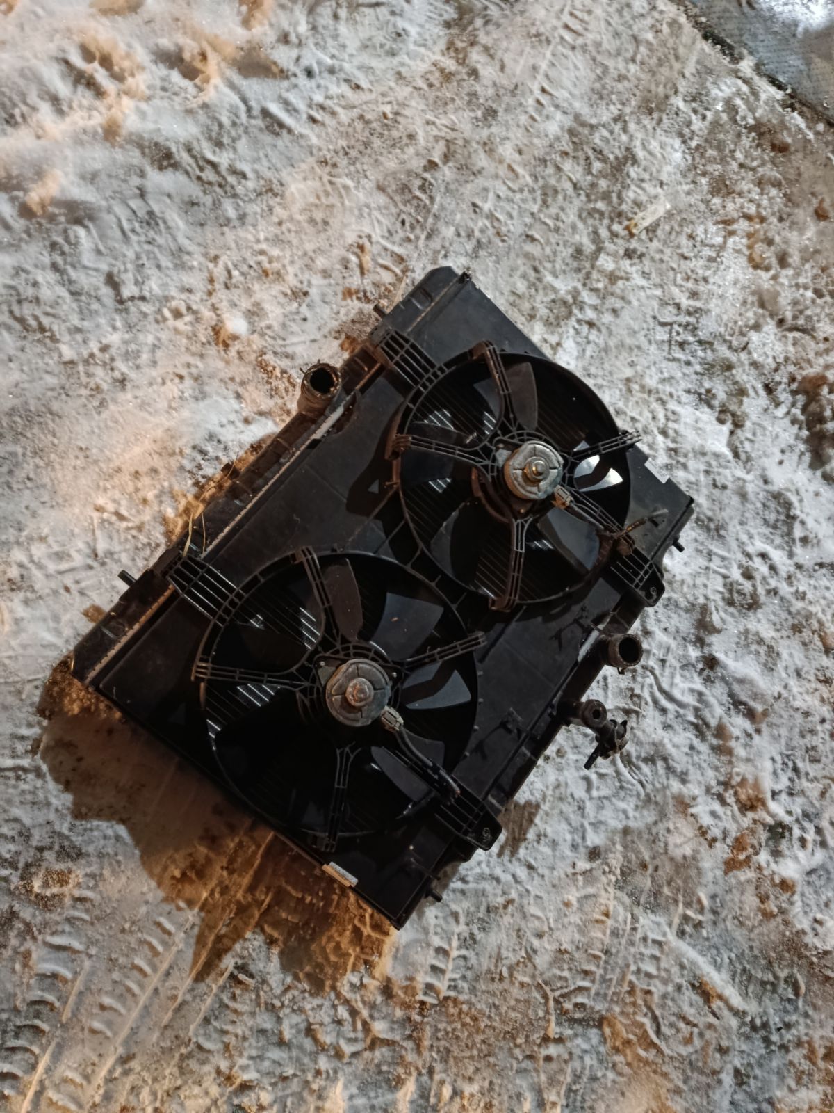 Радиатор ДВС 070149N, 1025453SX, 105266, 120137, 13002292, 17365T, 21400JG000, 21400JG300, 21400JG45B, 258365J, 258365K, 258365R, 272292R, 350213135400, 37555, 53761, 60132292, 67365, 716979, 735205, 8608606, ACRB120, ACRB176, ACRM120, ACRM176, DA271163, DAP271163, DN2292, DRM46006, FP 50 A1446, FP 50 A1446X, FRC1085, FRC1085M, JPR0021, KRZ1326, LRC141G4, MK1531, NDN1071, NI016716, NI016716K, NIS07T31, NISZ07T31, NNXTR07910, NNXTR07912, NS0007T31, NS0007T312R, NS1211R, NSNT311216, PL022114, PL022114R, RB1105, SGNS0007T31, TD-036-21400, VCS8365, VT06067, WG1722580 на Nissan X-Trail NT31 MR20DE Фото 4