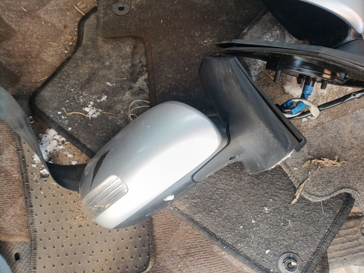 Зеркало двери боковой на Toyota Corolla Fielder NZE144 Фото 6