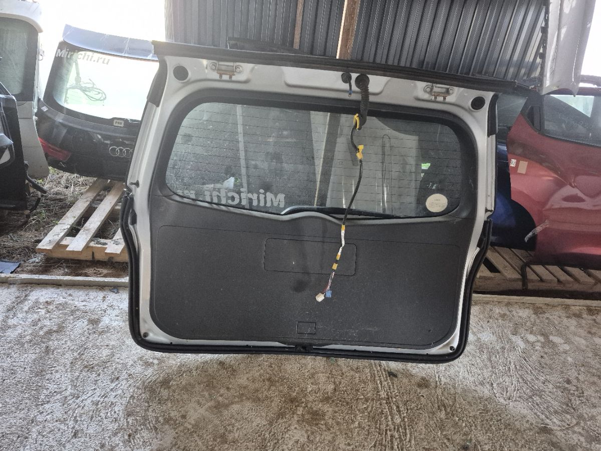 Дверь задняя на Toyota Corolla Fielder NZE144 Фото 3