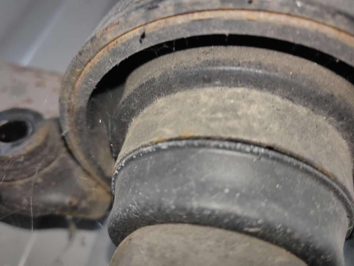 Кардан 27111AE101 на Subaru Legacy Wagon BH5 EJ202 Фото 6