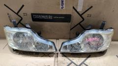 Фара на Honda Stepwgn RK1 100-22012