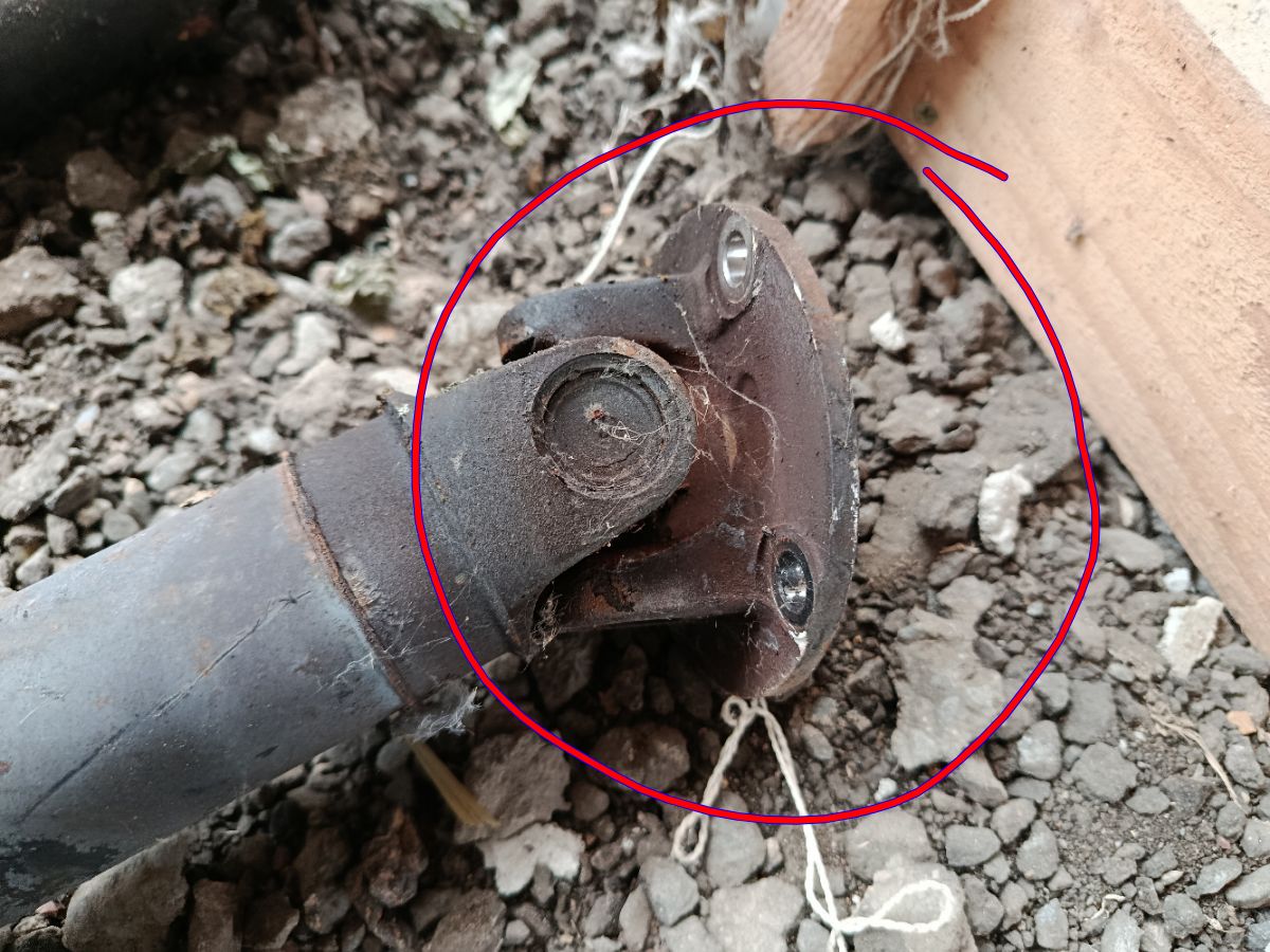 Кардан 37000JG00A на Nissan X-Trail NT31 MR20DE Фото 9