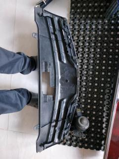 Решетка радиатора 62310-8Y20A на Nissan Note E11 Фото 6