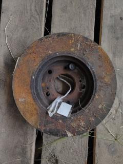 Тормозной диск на Honda Stepwgn RK1 R20A Фото 4