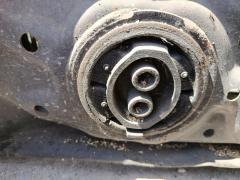 Балка подвески на Toyota Mark Ii GX100 1G-FE Фото 6