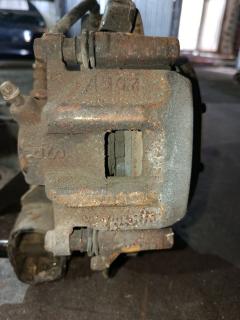 Балка подвески на Toyota Ipsum ACM26W 2AZ-FE Фото 10