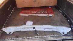 Спойлер 76085-28150 на Toyota Voxy ZRR70G Фото 5