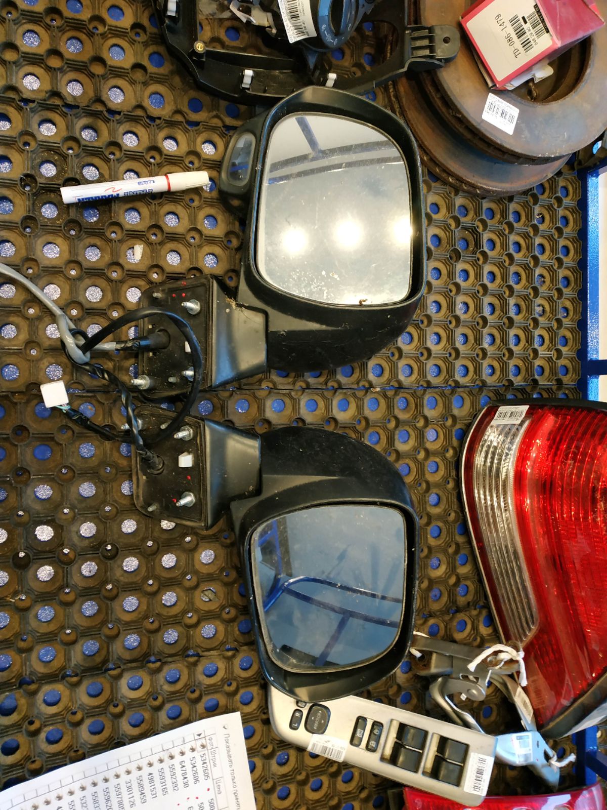 Зеркало двери боковой на Toyota Noah ZRR70G Фото 10