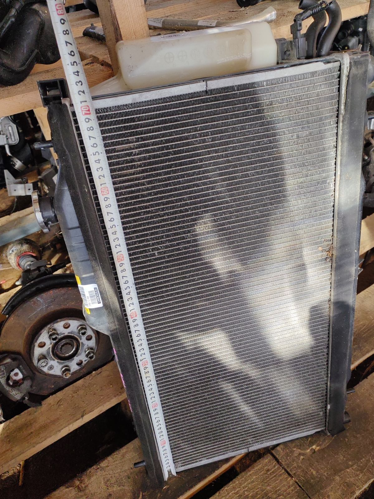 Радиатор ДВС на Subaru Legacy BP5 EJ203 Фото 7