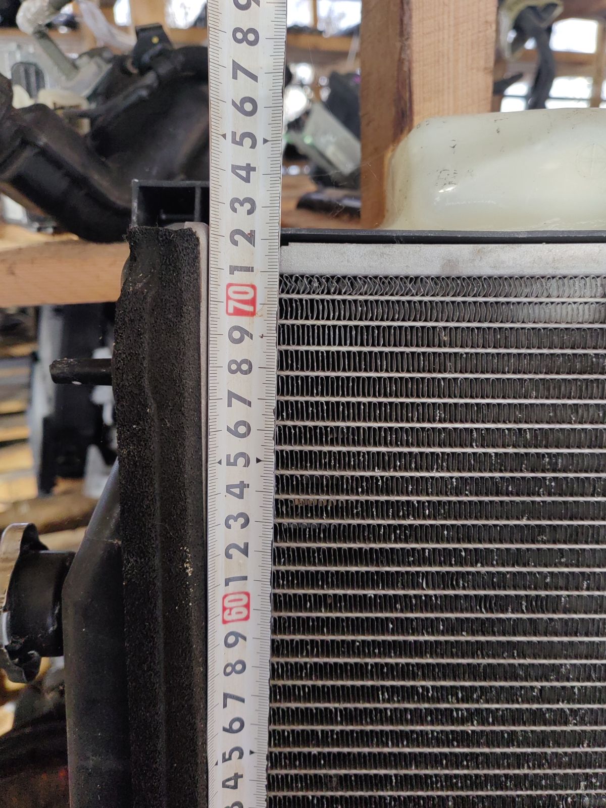 Радиатор ДВС на Subaru Legacy BP5 EJ203 Фото 8