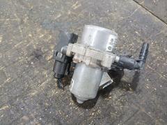 Вакуумный насос 1K0612181F на Volkswagen Polo 6R Фото 2