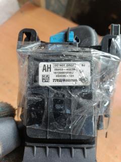 Зеркало салона на Nissan Note E12 Фото 8