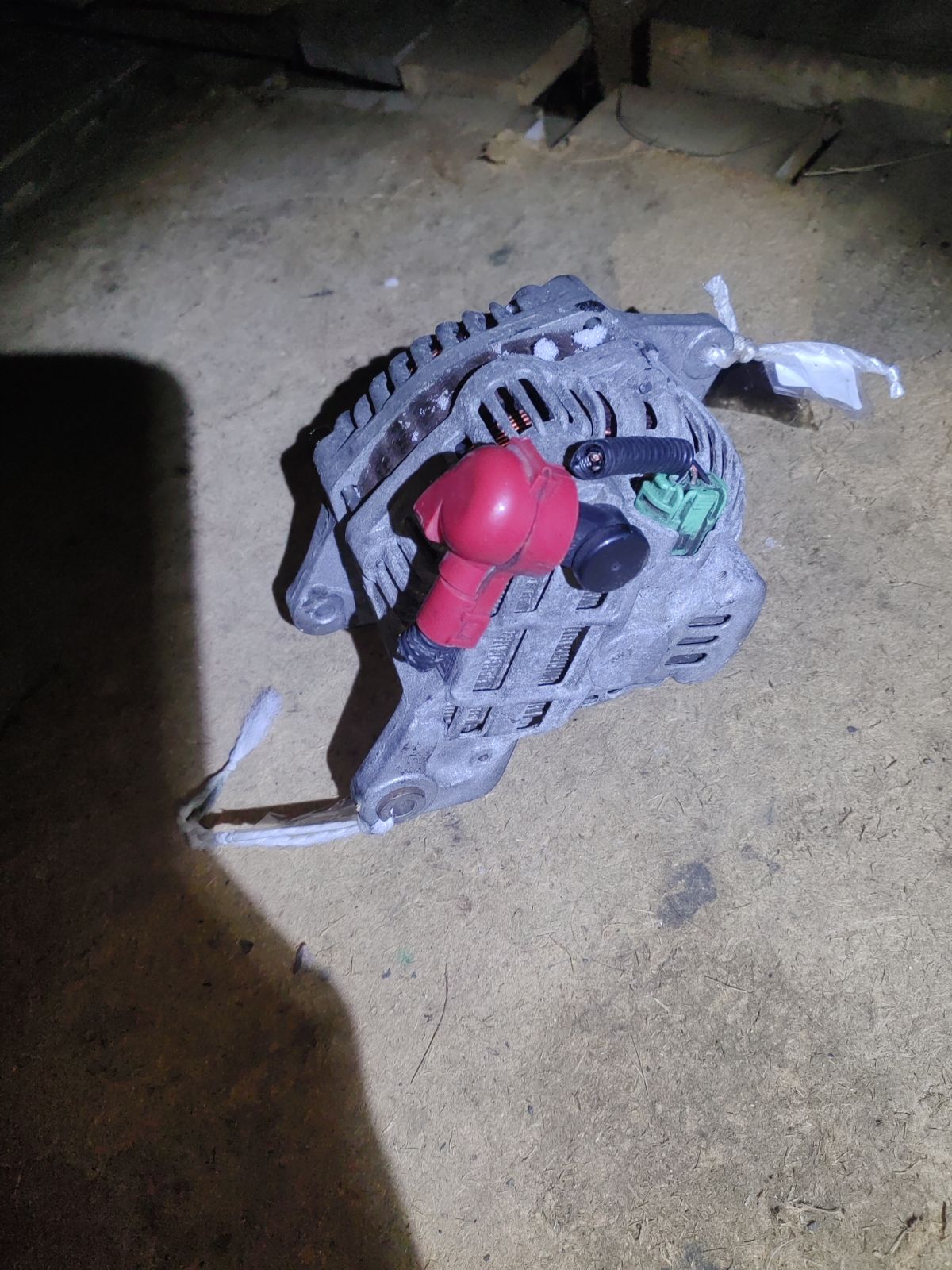 Генератор 23700AA521, 	23700AA522, 23700AA520 на Subaru Legacy BL5 EJ204 Фото 5