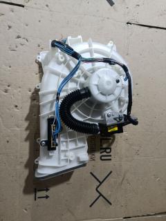 Мотор печки на Nissan Sunny FB15 27200-8N300