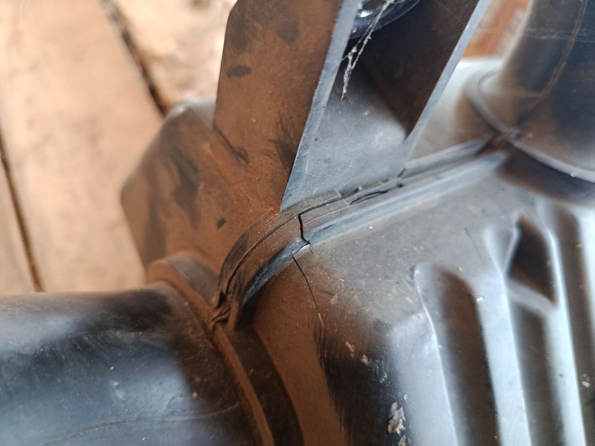 Влагоотделитель на Honda Stream RN6 R18A Фото 7