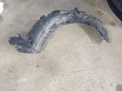Подкрылок на Toyota Voxy ZRR70G 3ZR-FAE 53875-28201, Переднее Правое расположение
