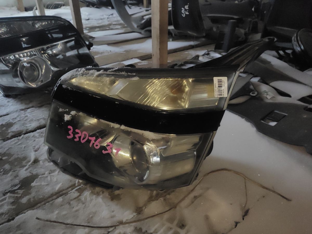 Фара 28-225 на Toyota Voxy ZRR70G Фото 8