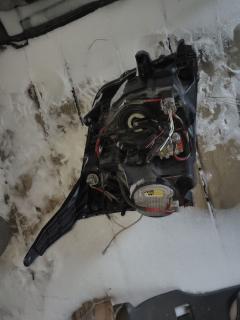 Фара 28-225 на Toyota Voxy ZRR70G Фото 9