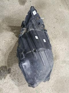 Подкрылок на Nissan Stagea M35 VQ25DD 63844AQ000, Переднее расположение