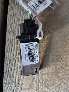 Датчик расхода воздуха 22680-7S000 на Nissan Dualis KNJ10 MR20DE Фото 4