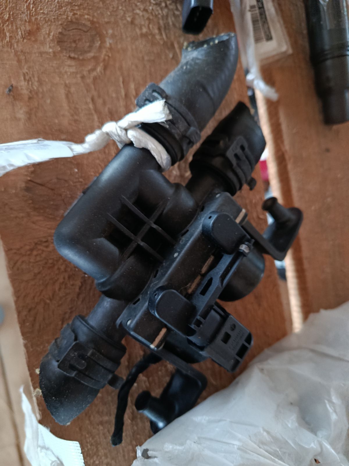 Клапан отопителя 6411 6931708-01, 64110301939, 64116906652, 64116908294, 64116931708, 64126927915 на Bmw 5-Series E60-NE52 N52B25A Фото 3