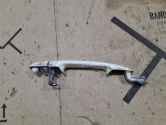 Ручка двери на Toyota Noah AZR60G Фото 4