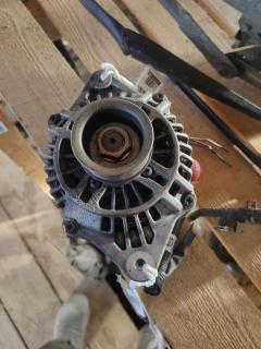 Генератор 23700AA301 на Subaru Legacy B4 BE5 EJ204 Фото 4