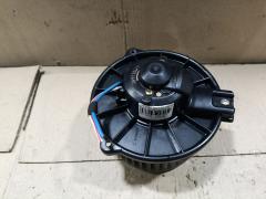 Мотор печки на Toyota Vista ZZV50 87103-32040